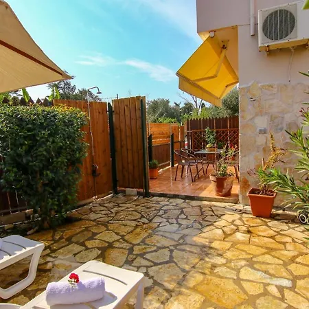 Aggeliki'S Hideaway Studio Lefkada City Exterior photo